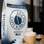 Caffè Borbone in grani Miscela Blu 1 kg con tazza e macchina espresso